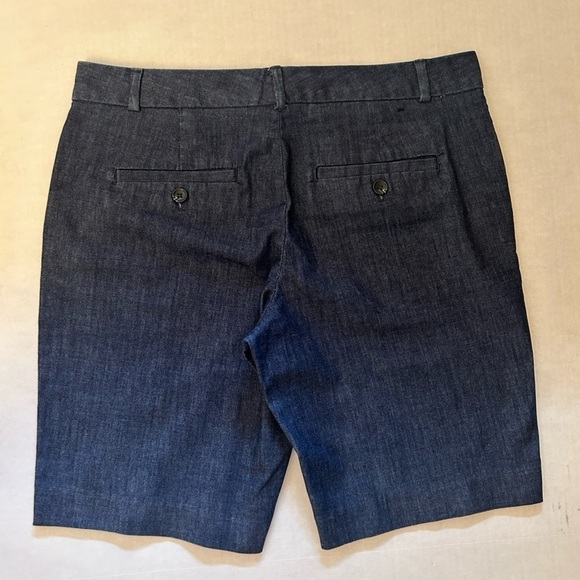 Banana Republic Hampton light weight denim Bermuda shorts Sz-4. Q11 - Picture 2 of 11